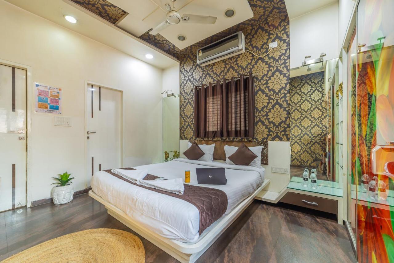 Coliwo Deux - Chandan Nagar Pune Exteriör bild